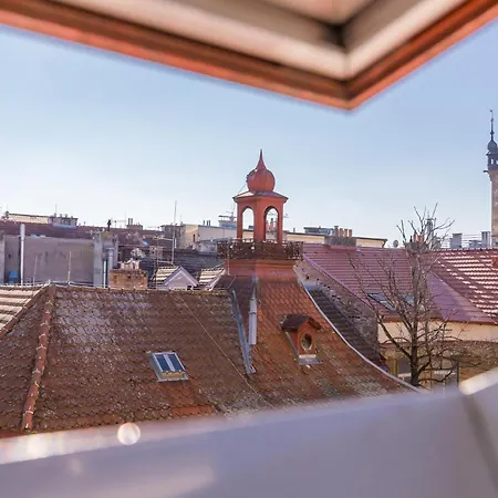 Appartement Navratilova *